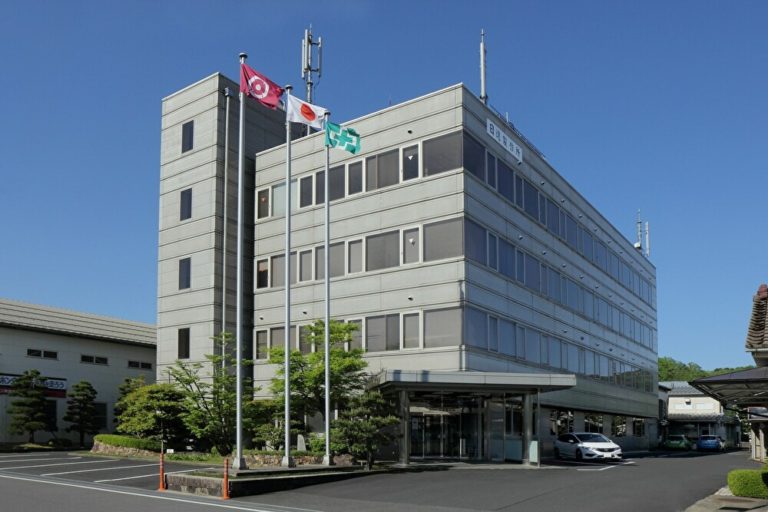 株式会社　日進製作所