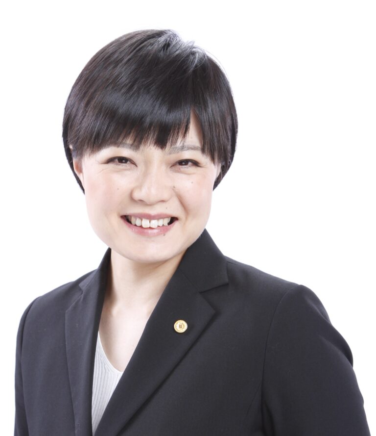 合同会社　はゆか事務所