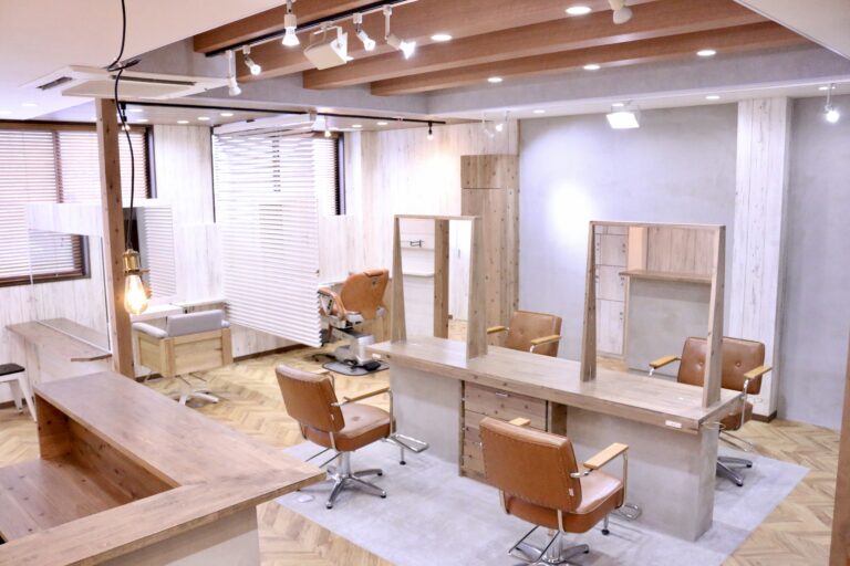 Saffy Hair Resort