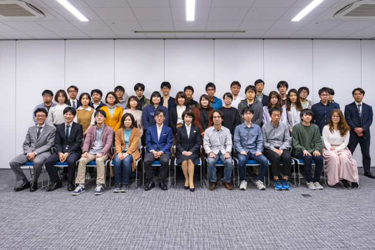 株式会社　エクザム