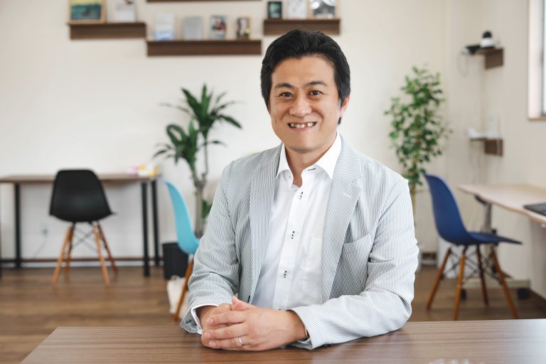 株式会社　シーク