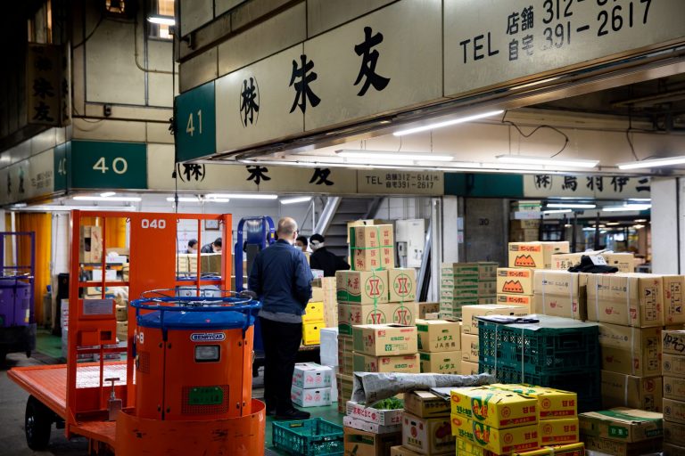 株式会社　朱友