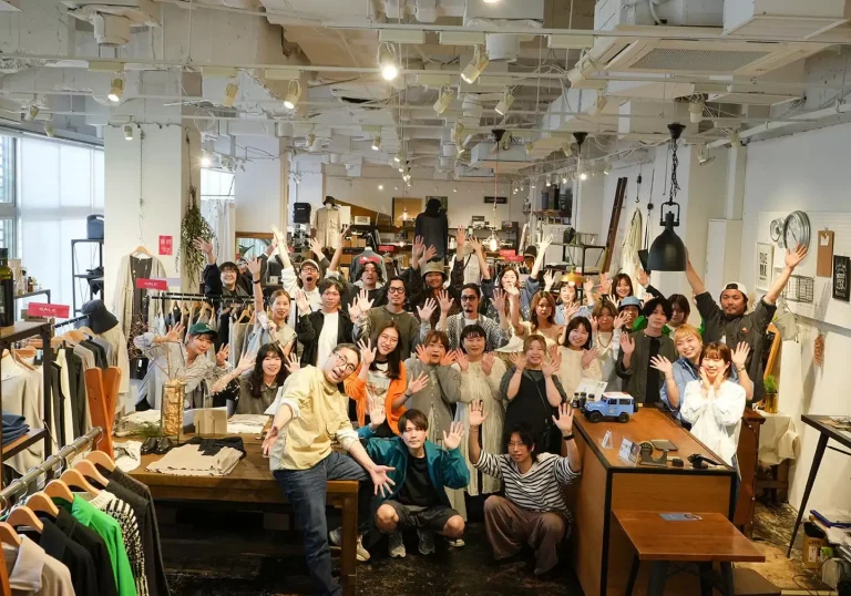 株式会社　ウッディーハウス