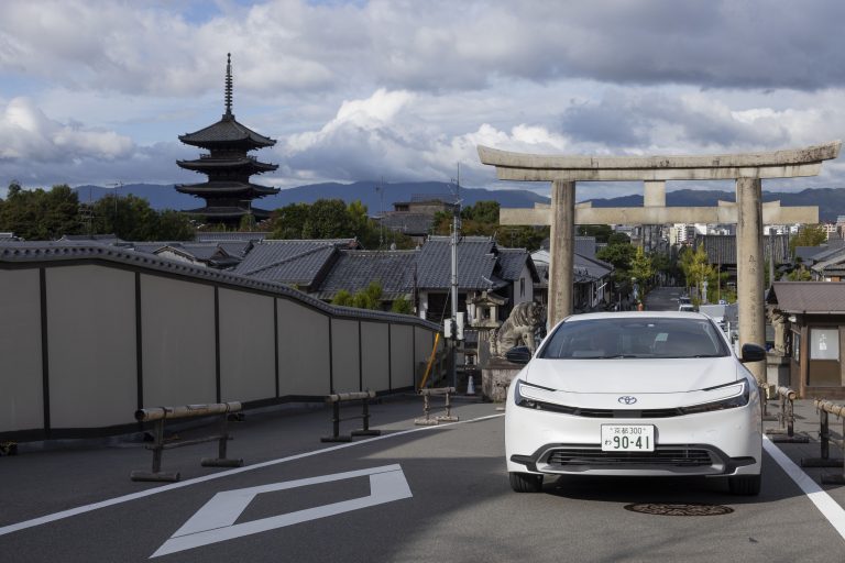 株式会社　トヨタレンタリース京都