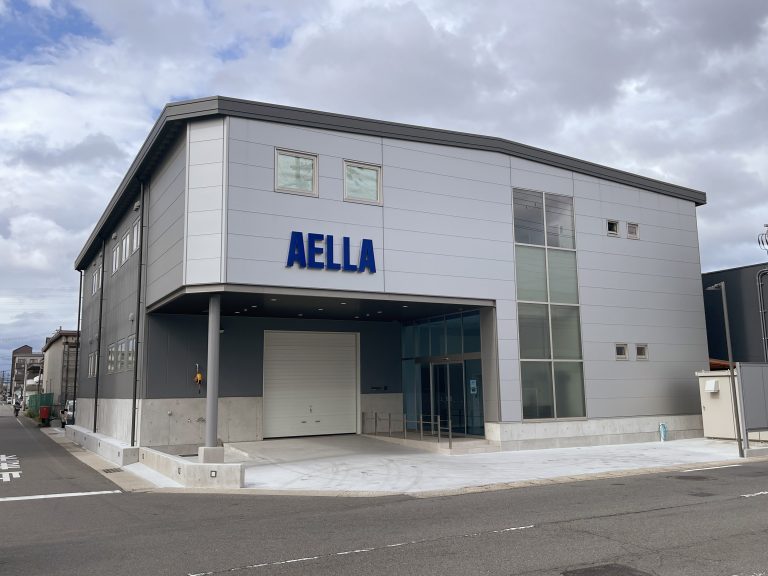 株式会社　AELLA