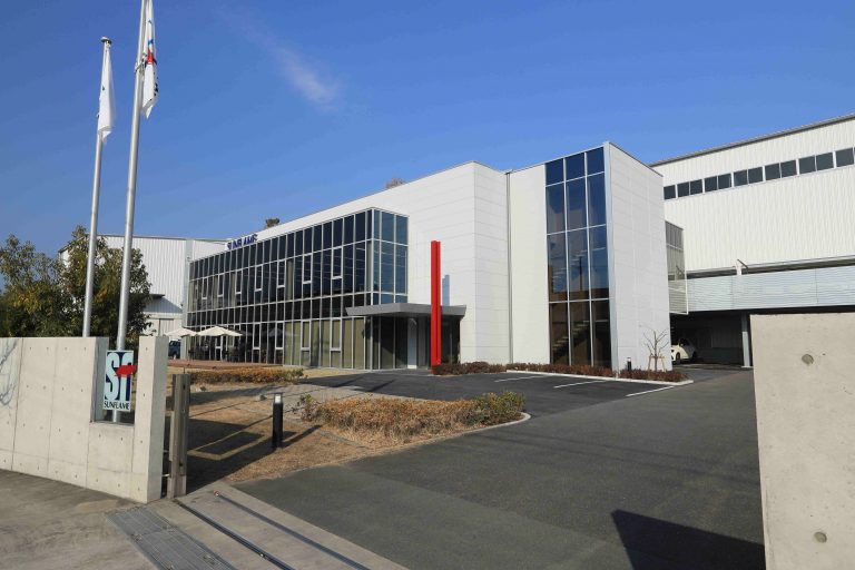 株式会社　サンフレム